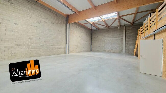 Plus de détails pour Industriel/Logistique à vendre