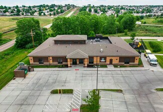 Plus de détails pour 15808 Grebe St, Bennington, NE - Local commercial à vendre
