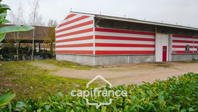 Plus de détails pour Industriel/Logistique à louer
