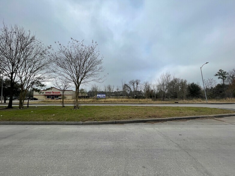Tidwell & N Wayside Rd, Houston, TX à vendre - Photo de l’immeuble – Image 1 sur 4