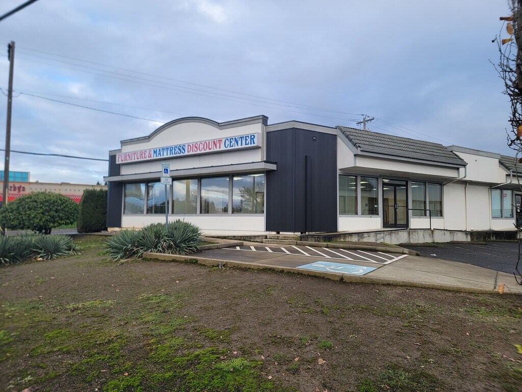 5002-5008 Commercial St SE, Salem, OR à louer Photo de l’immeuble– Image 1 sur 14