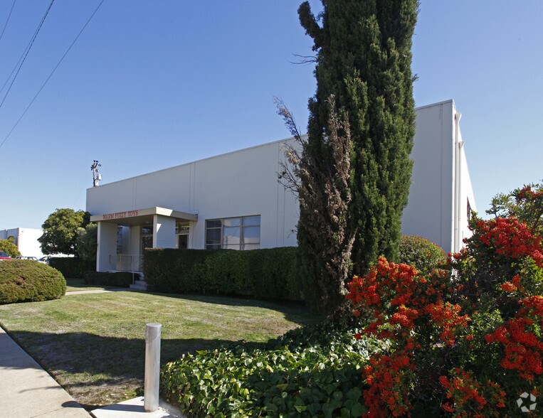 23 Broderick Rd, Burlingame, CA à louer - Photo de l’immeuble – Image 2 sur 2