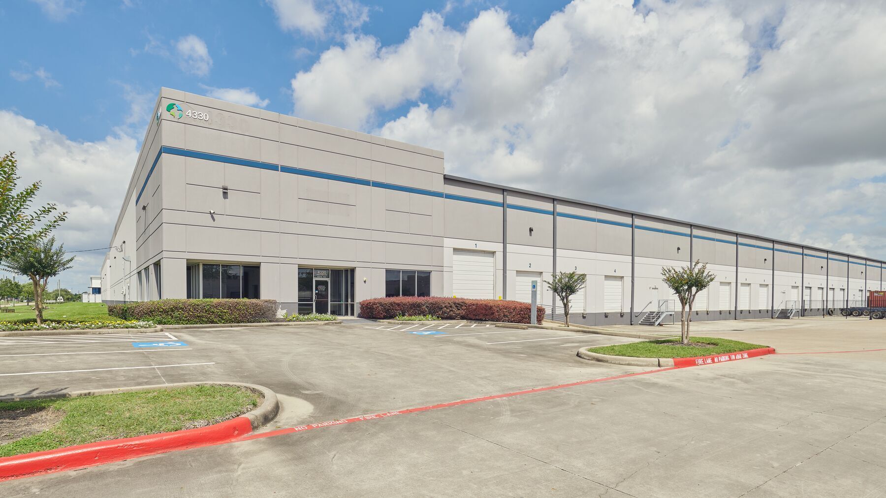 4330 Underwood Rd, Pasadena, TX à louer Photo de l’immeuble– Image 1 sur 8