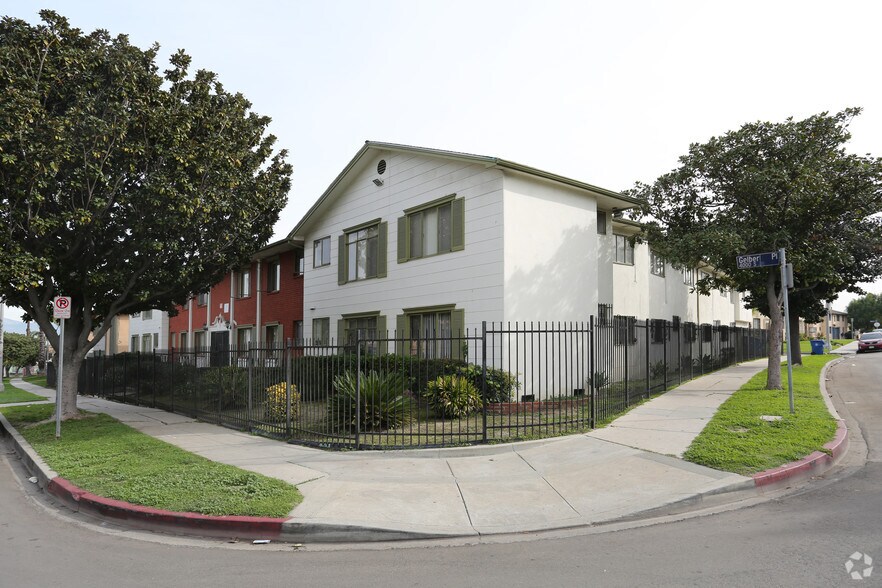 4048 Gelber Pl, Los Angeles, CA à vendre - Photo de l’immeuble – Image 3 sur 5