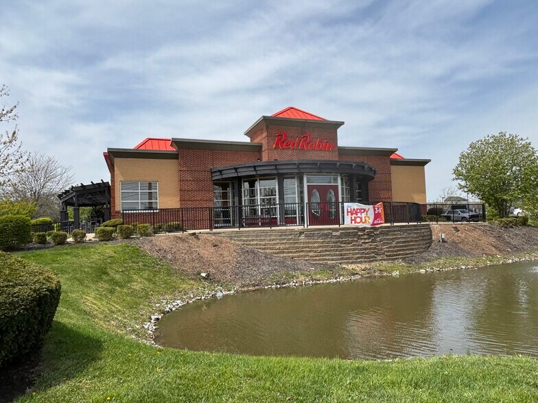 5013 Bowen Dr, Mason, OH à vendre - Photo principale – Image 1 sur 15