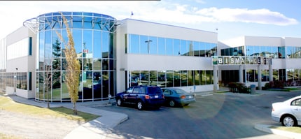 110 Country Hills Landing NW, Calgary, AB à louer Photo de l’immeuble– Image 2 sur 3