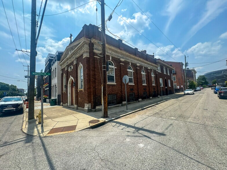 1419 Elm St, Cincinnati, OH à vendre - Photo de l’immeuble – Image 2 sur 27