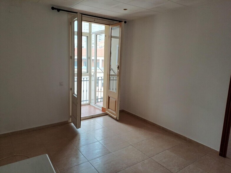 Immeuble residentiel dans Barcelone, Barcelona à vendre - Photo intérieure – Image 3 sur 7