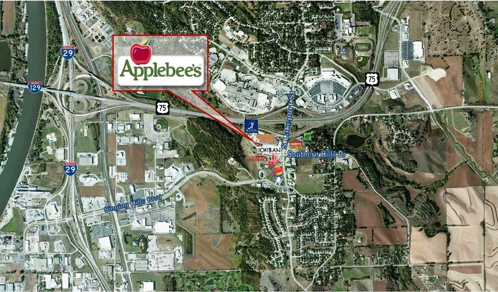 4555 Southern Hills Dr, Sioux City, IA à vendre - Photo de l’immeuble – Image 2 sur 4