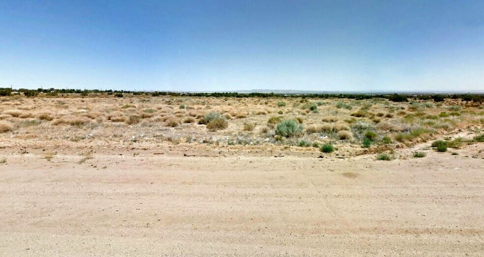 E Avenue Q, Vic 190 St, Palmdale, CA à vendre - Photo de l’immeuble – Image 1 sur 1