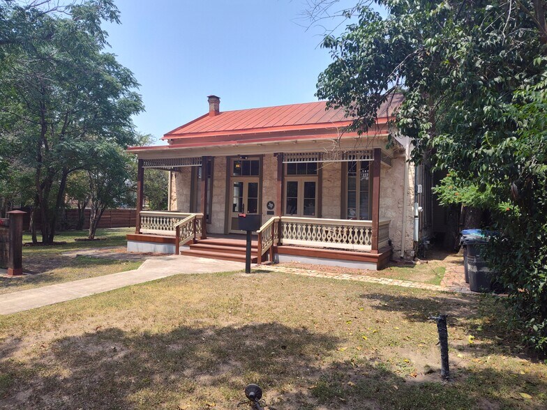 311 Howard St, San Antonio, TX à louer - Photo de l’immeuble – Image 1 sur 15