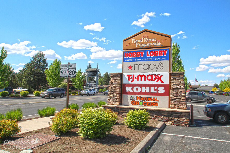 3044-3188 N Highway 97, Bend, OR à louer - Photo de l’immeuble – Image 2 sur 19