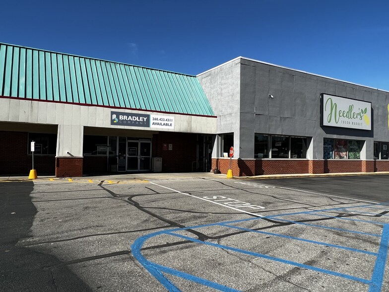 1707-1709 N Walnut St, Hartford City, IN à louer - Photo de l’immeuble – Image 1 sur 8