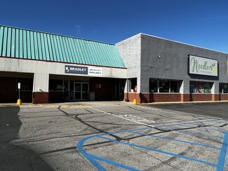 Plus de détails pour 1707-1709 N Walnut St, Hartford City, IN - Local commercial à louer