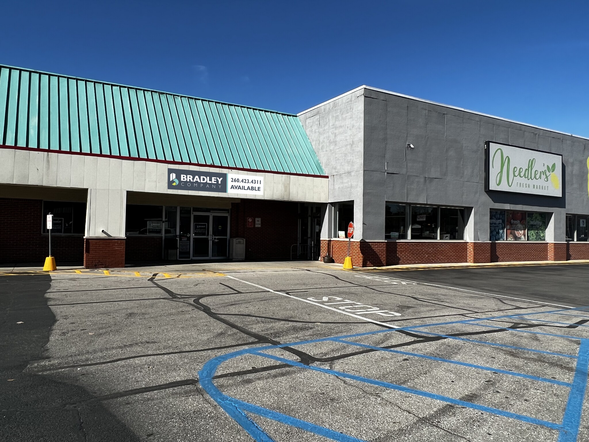 1707-1709 N Walnut St, Hartford City, IN à louer Photo de l’immeuble– Image 1 sur 9
