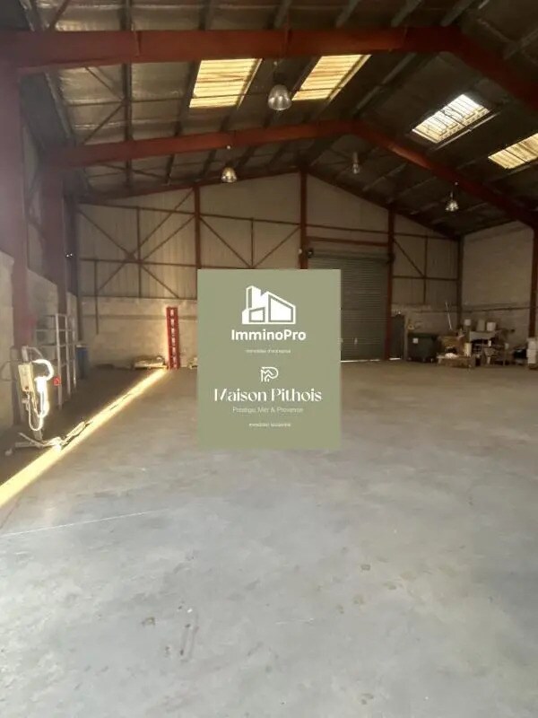 Industriel/Logistique dans Aubagne à louer Photo intérieure– Image 1 sur 14