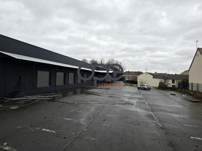 Industriel/Logistique dans Le Mesnil-Amelot à louer - Photo de l’immeuble – Image 2 sur 8