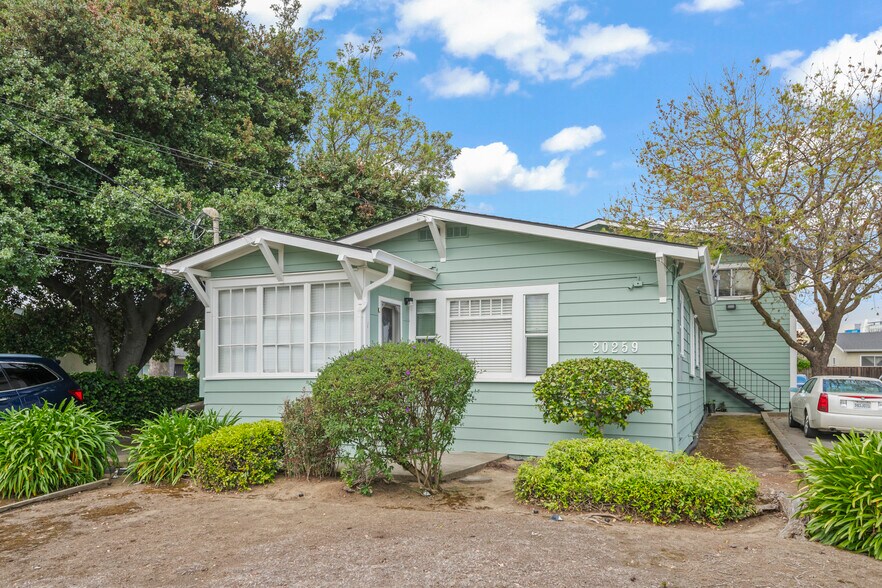 20259 Anita Ave, Castro Valley, CA à vendre - Photo de l’immeuble – Image 2 sur 19