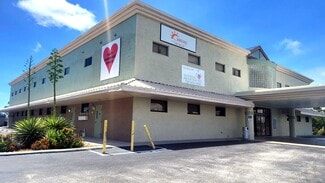 Plus de détails pour 14153 Yosemite Dr, Hudson, FL - Médical à louer