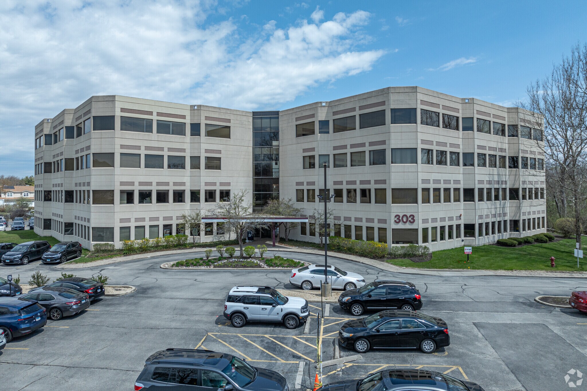 303 E Army Trail Rd, Bloomingdale, IL à vendre Photo principale– Image 1 sur 6