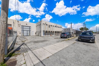 Plus de détails pour 2056 NW 23rd Ave, Miami, FL - Local d'activités à louer
