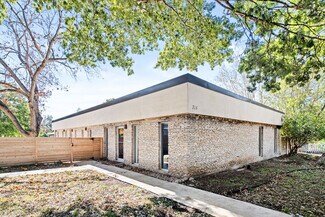 Plus de détails pour 715 W Hopkins St, San Marcos, TX - Local commercial à vendre