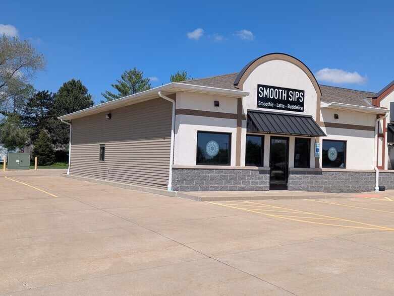 407 S 4th St, Dunlap, IL à vendre - Photo de l’immeuble – Image 2 sur 15