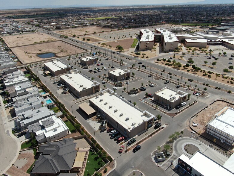 2720 John Hayes St, El Paso, TX à louer - Photo de l’immeuble – Image 3 sur 11