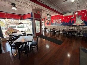 454 Main St, Islip, NY à louer Photo intérieure– Image 1 sur 6