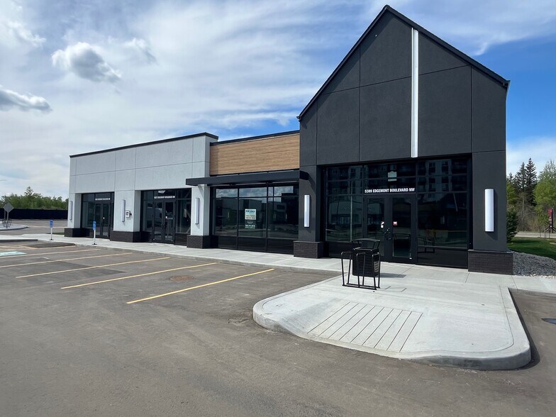 5335-5397 Edgemont Blvd NW, Edmonton, AB à louer - Photo de l’immeuble – Image 3 sur 3