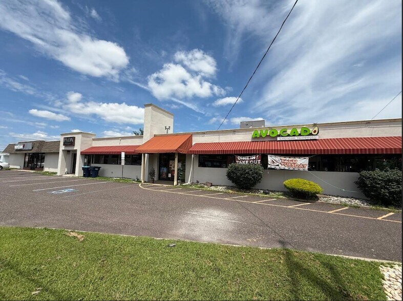 3815 Ridge Pike, Collegeville, PA à vendre - Photo de l’immeuble – Image 3 sur 14