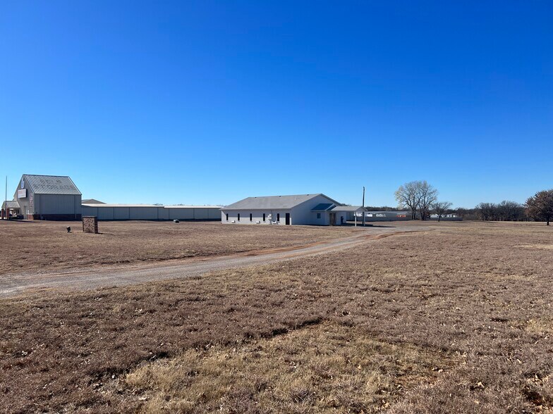 4925 North Hwy 81, Duncan, OK à vendre - Photo de l’immeuble – Image 2 sur 19