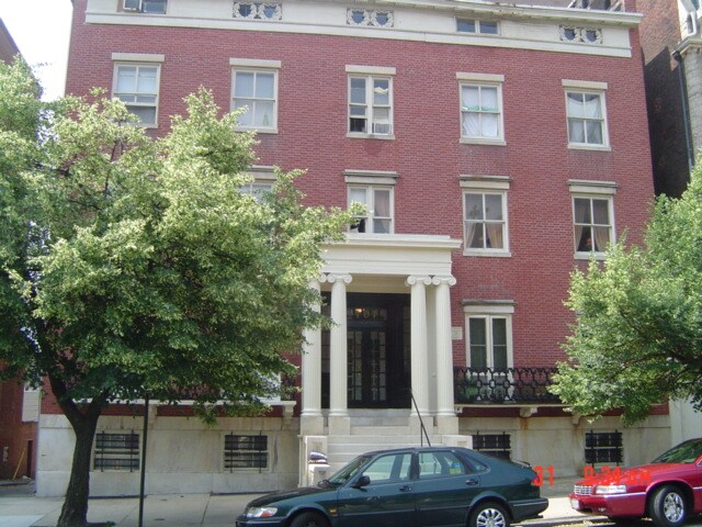 107 W Monument St, Baltimore, MD à vendre - Photo de l’immeuble – Image 2 sur 5