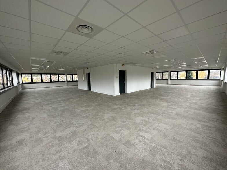 Bureau dans Lingolsheim à louer - Photo de l’immeuble – Image 3 sur 6