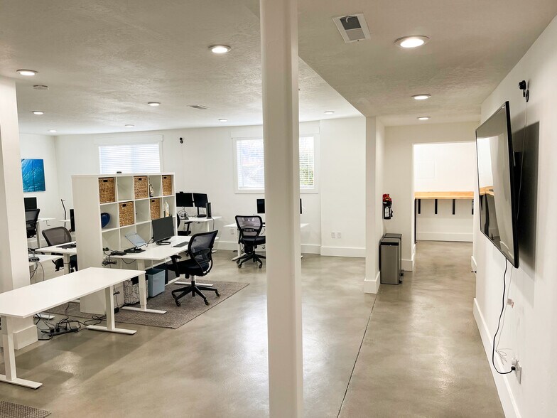 3550 N University Ave, Provo, UT à louer - Photo de l’immeuble – Image 3 sur 21