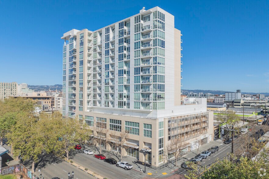 200-222 Broadway, Oakland, CA à vendre - Photo de l’immeuble – Image 2 sur 10