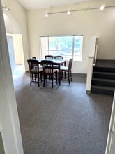 1028 N Lake Ave, Pasadena, CA à louer Photo intérieure– Image 2 sur 11