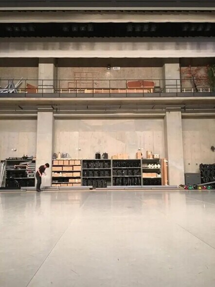 Industriel/Logistique dans Beynost à vendre - Photo intérieure – Image 2 sur 5