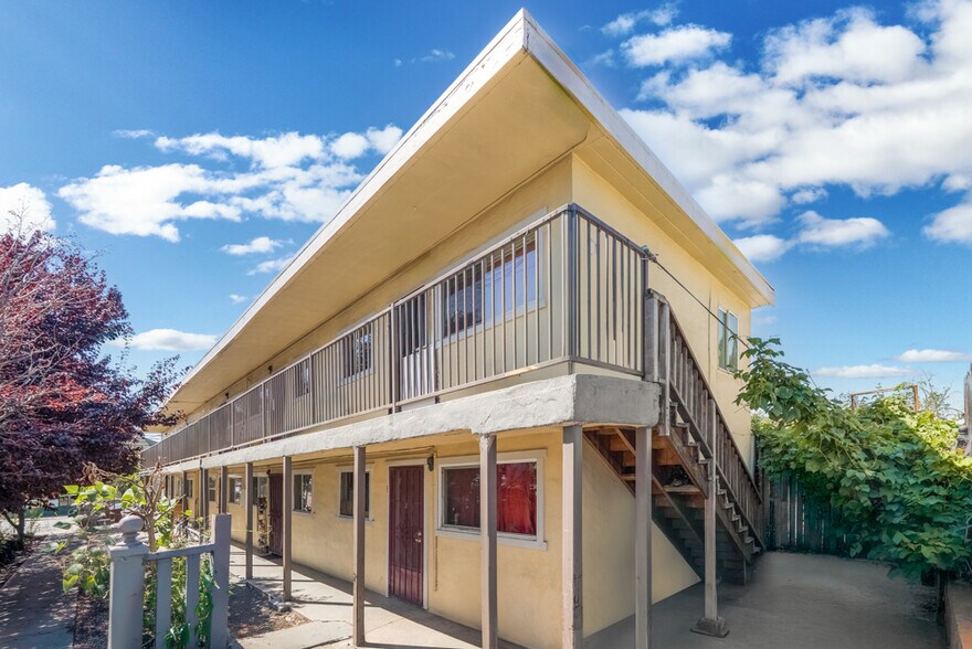 2011 Rutherford St, Oakland, CA à vendre - Photo de l’immeuble – Image 1 sur 17