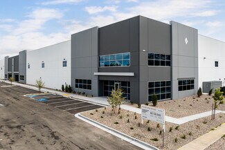 Plus de détails pour 1376 W 2600 S, Woods Cross, UT - Industriel/Logistique à vendre