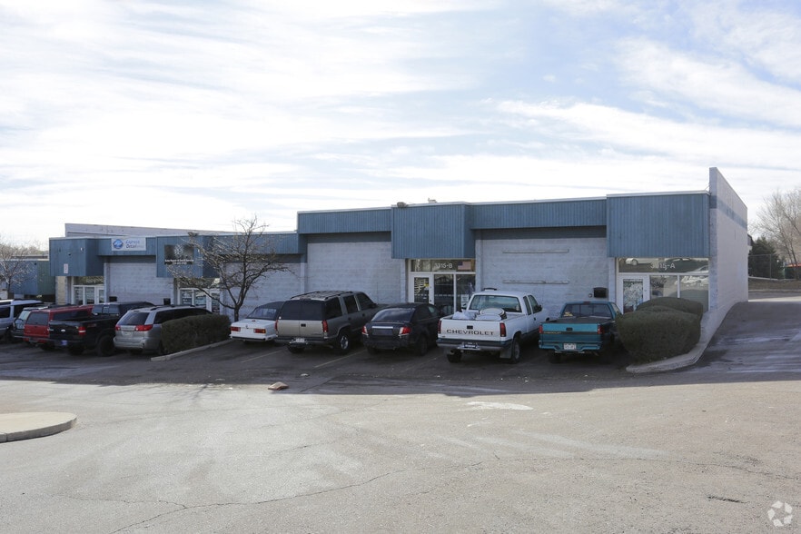 3315 Chelton Loop N, Colorado Springs, CO à vendre - Photo principale – Image 1 sur 35