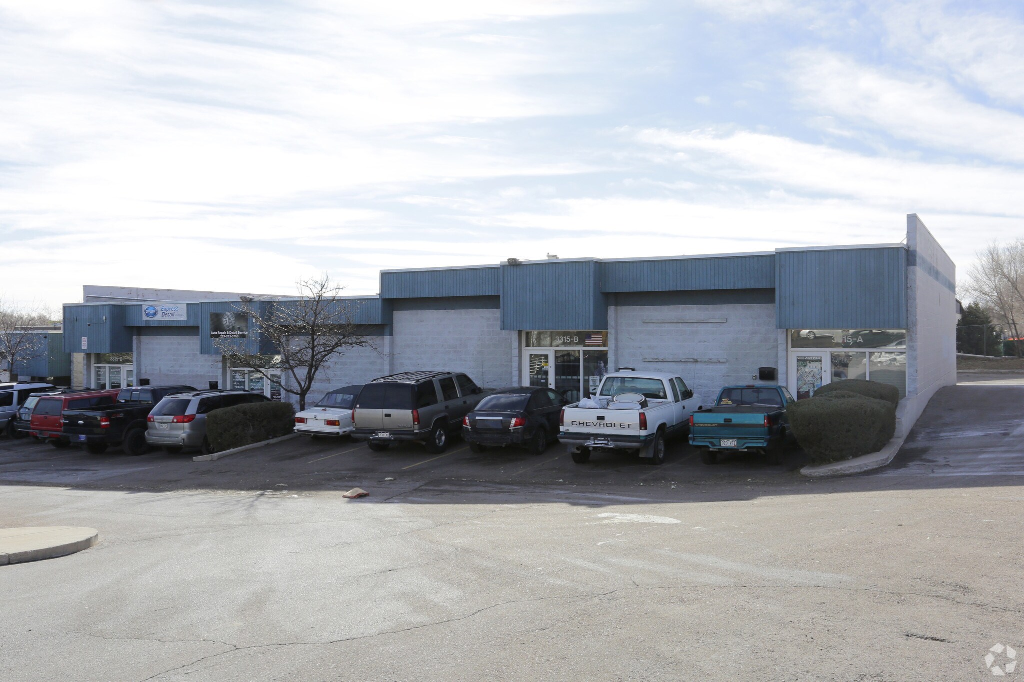 3315 Chelton Loop N, Colorado Springs, CO à vendre Photo principale– Image 1 sur 36