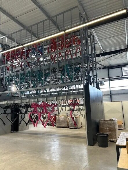 Local d’activités dans Miramas à louer - Photo intérieure – Image 3 sur 18