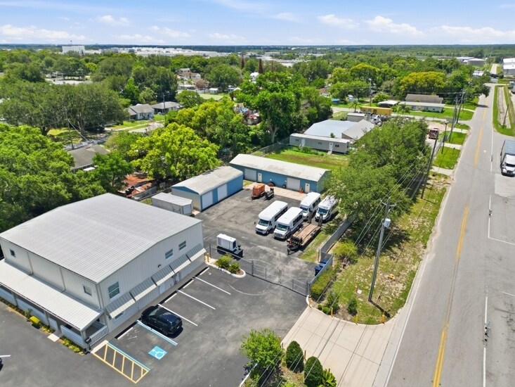 505-513 Ariana Ave, Auburndale, FL à vendre Photo principale– Image 1 sur 2