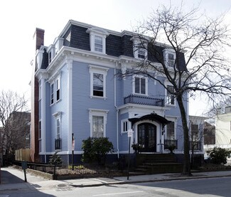 Plus de détails pour 453 Angell St, Providence, RI - Logement à vendre