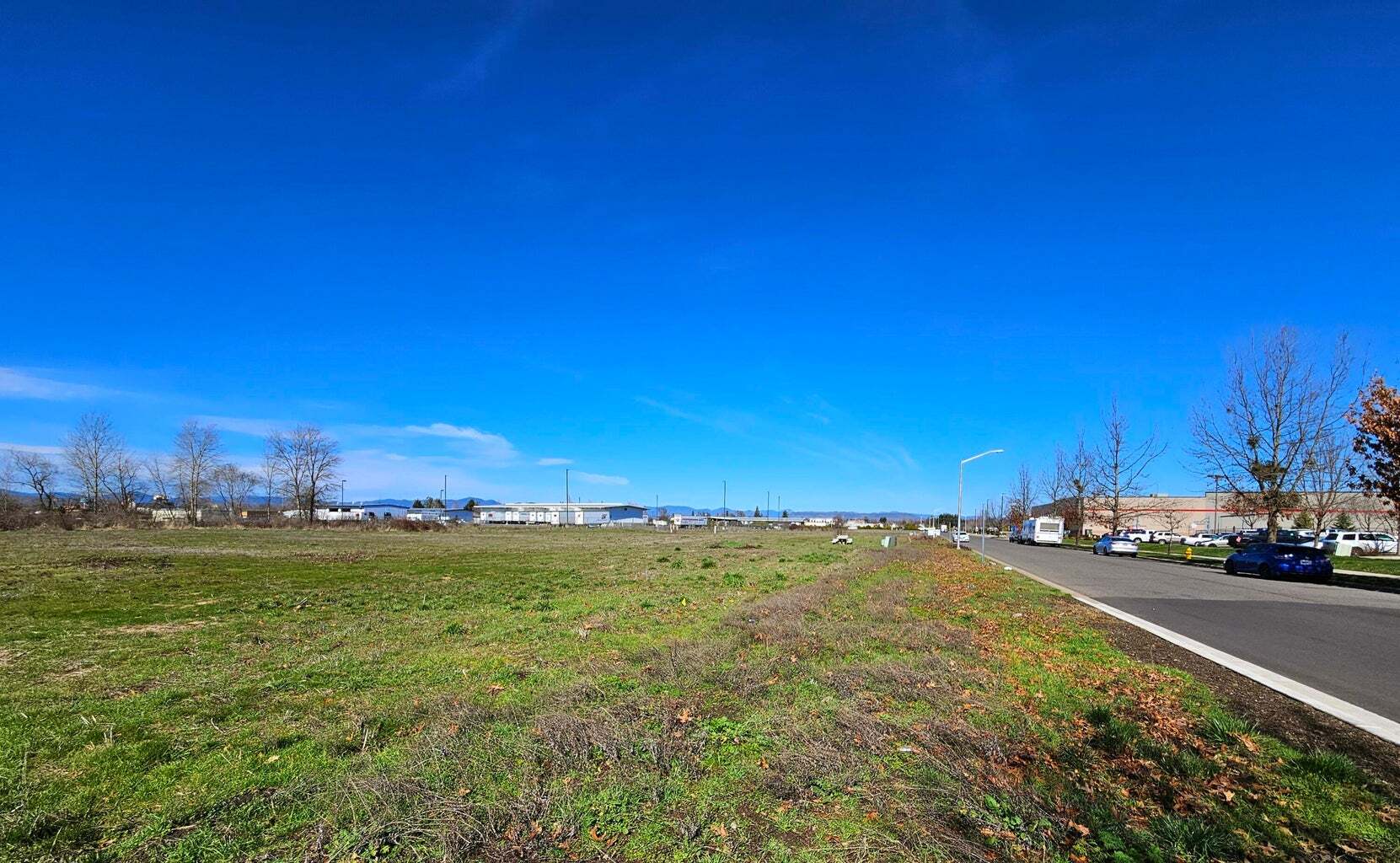 460 Federal Way, Central Point, OR à vendre Photo de l’immeuble– Image 1 sur 7