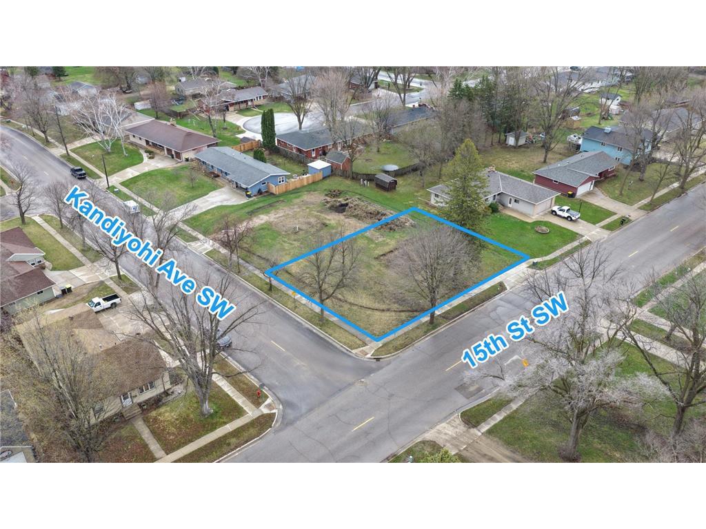 801 15th Ave SW, Willmar, MN à vendre Photo principale– Image 1 sur 7