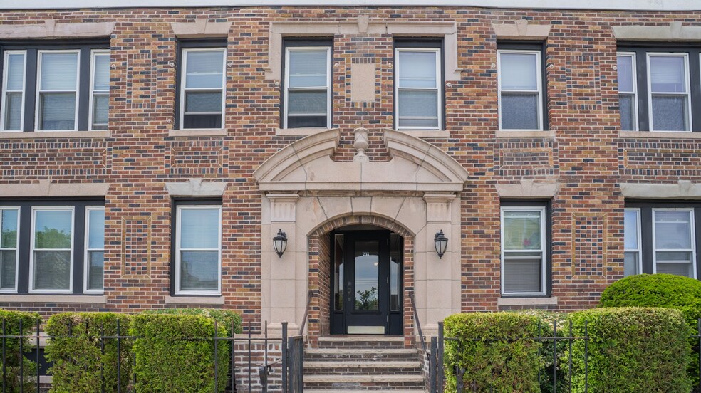 203 Lewis St, Lynn, MA à vendre - Photo de l’immeuble – Image 3 sur 17