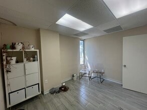 5118 N 56th St, Tampa, FL à louer Photo intérieure– Image 2 sur 3