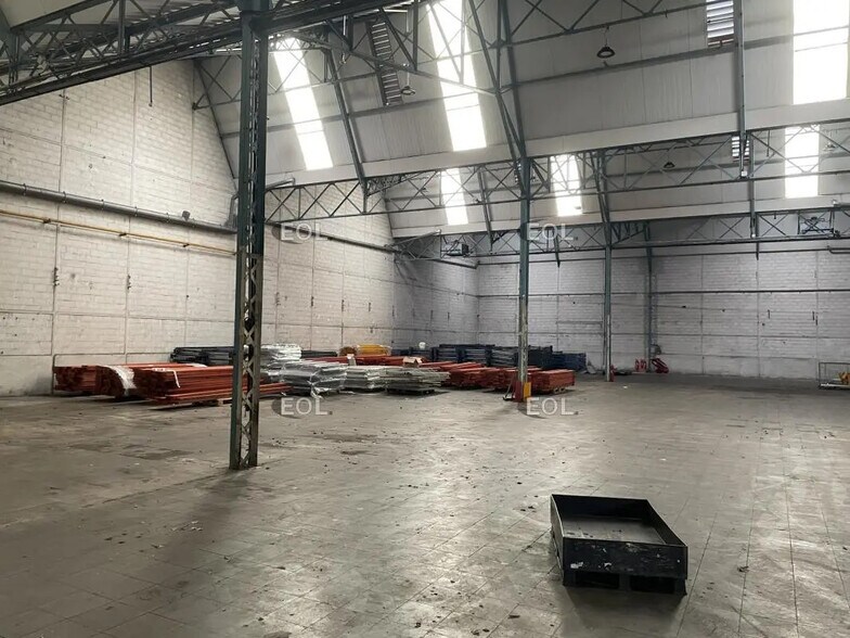 Industriel/Logistique dans Bezons à louer - Photo de l’immeuble – Image 3 sur 7